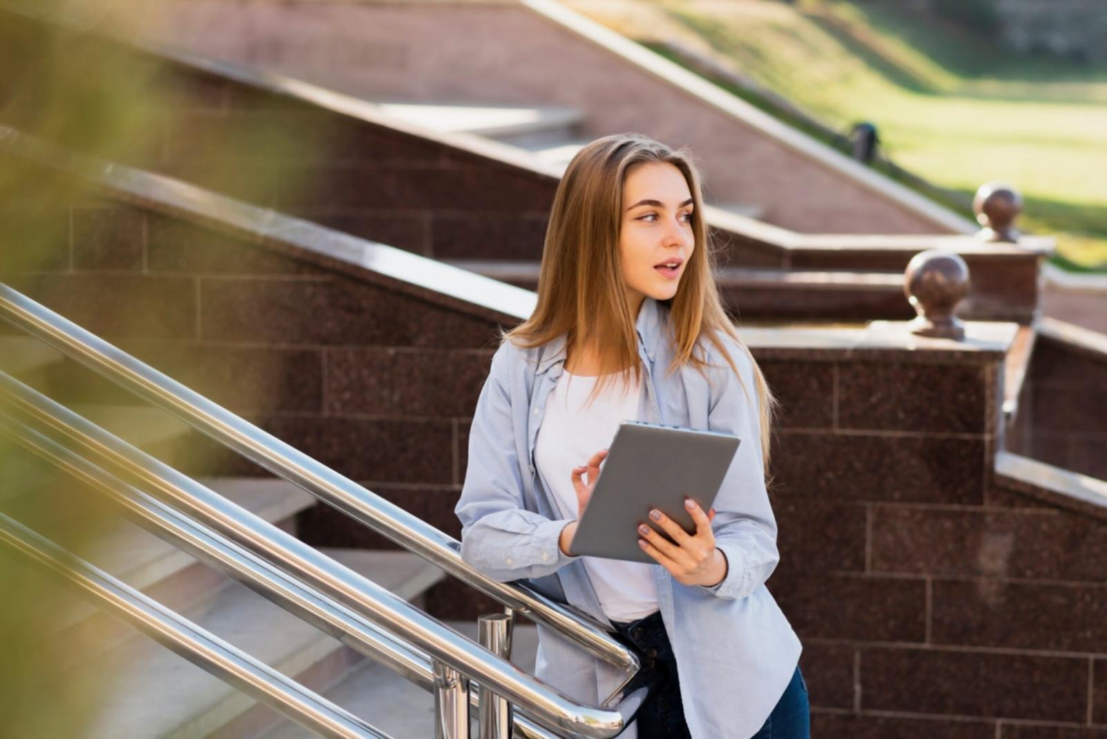 Análisis de documentos financieros y estrategia de inversión